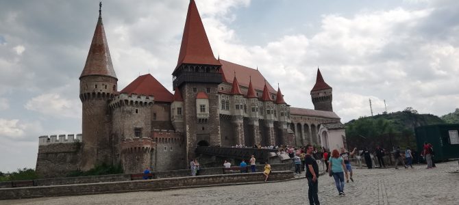 Castelul Corvinilor (Huniazilor) – Hunedoara Castelul Corvinilor (Huniazilor) – Hunedoara